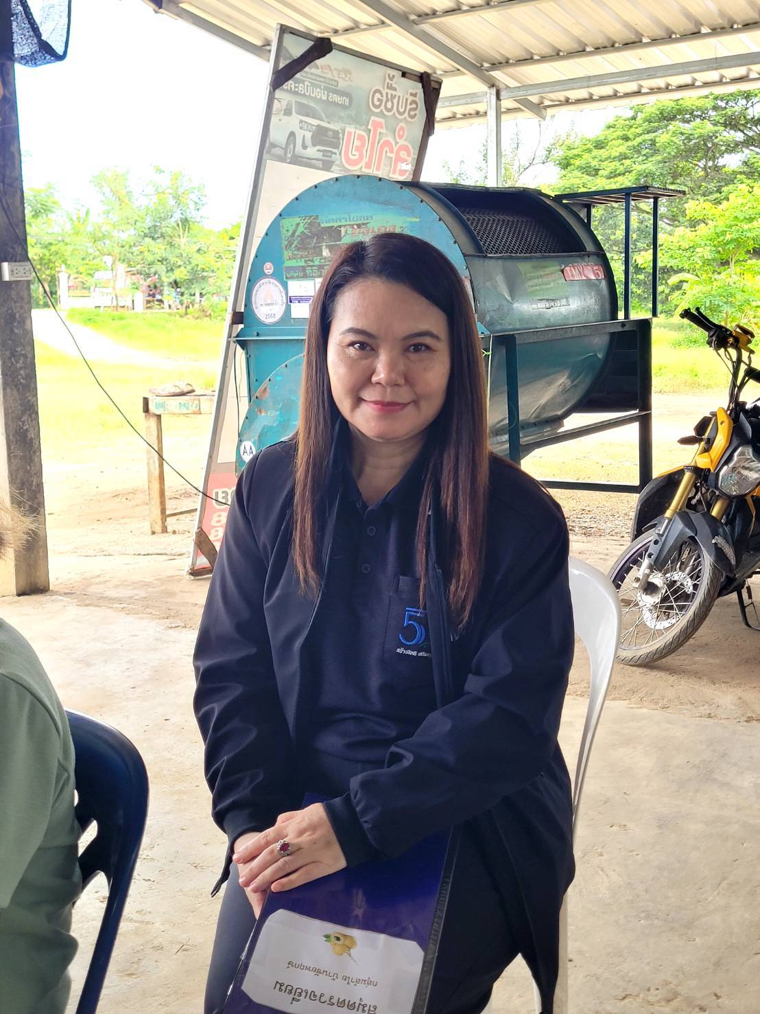 title - หัวหน้าผู้ตรวจราชการ ส.ป.ก. ลงพื้นที่ติดตามการพัฒนากลุ่มแปลงใหญ่ลำไยและกลุ่มเลี้ยงผึ้งบ้านชัยพฤกษ์ จังหวัดเชียงราย